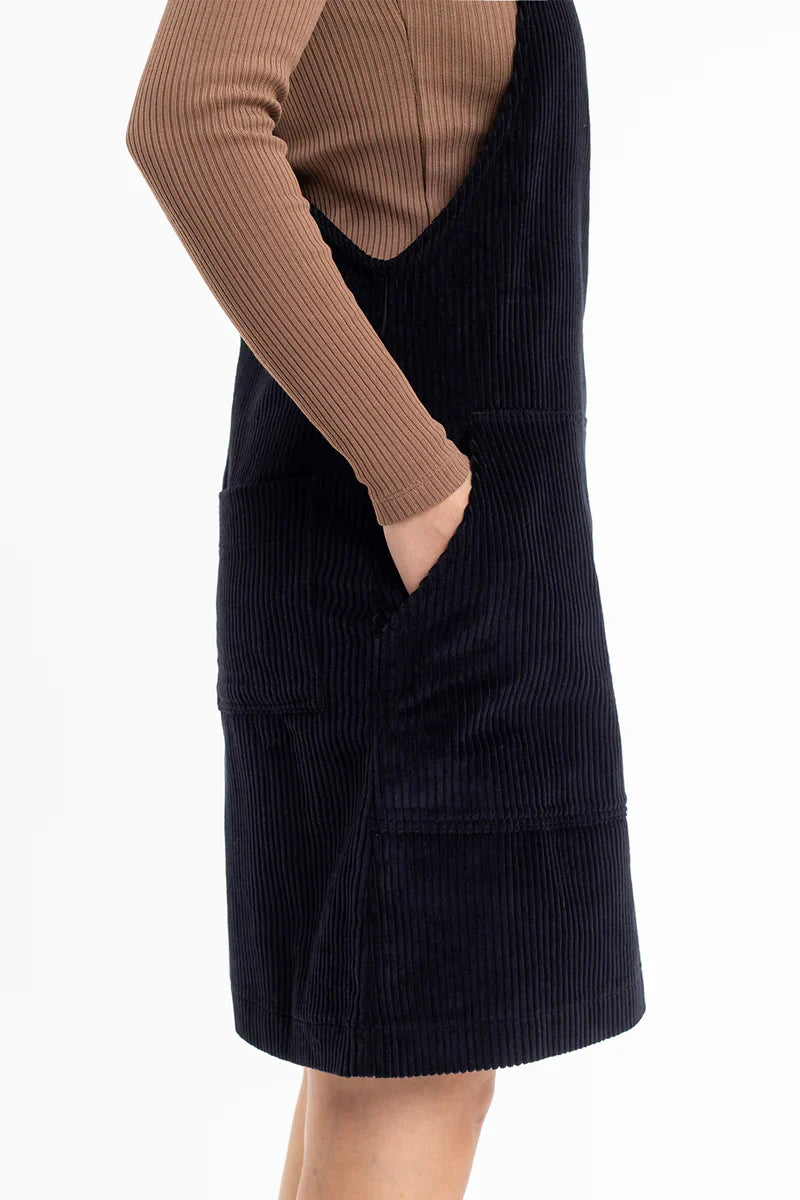 Robe salopette noire en coton bio - dungaree corduroy dress black