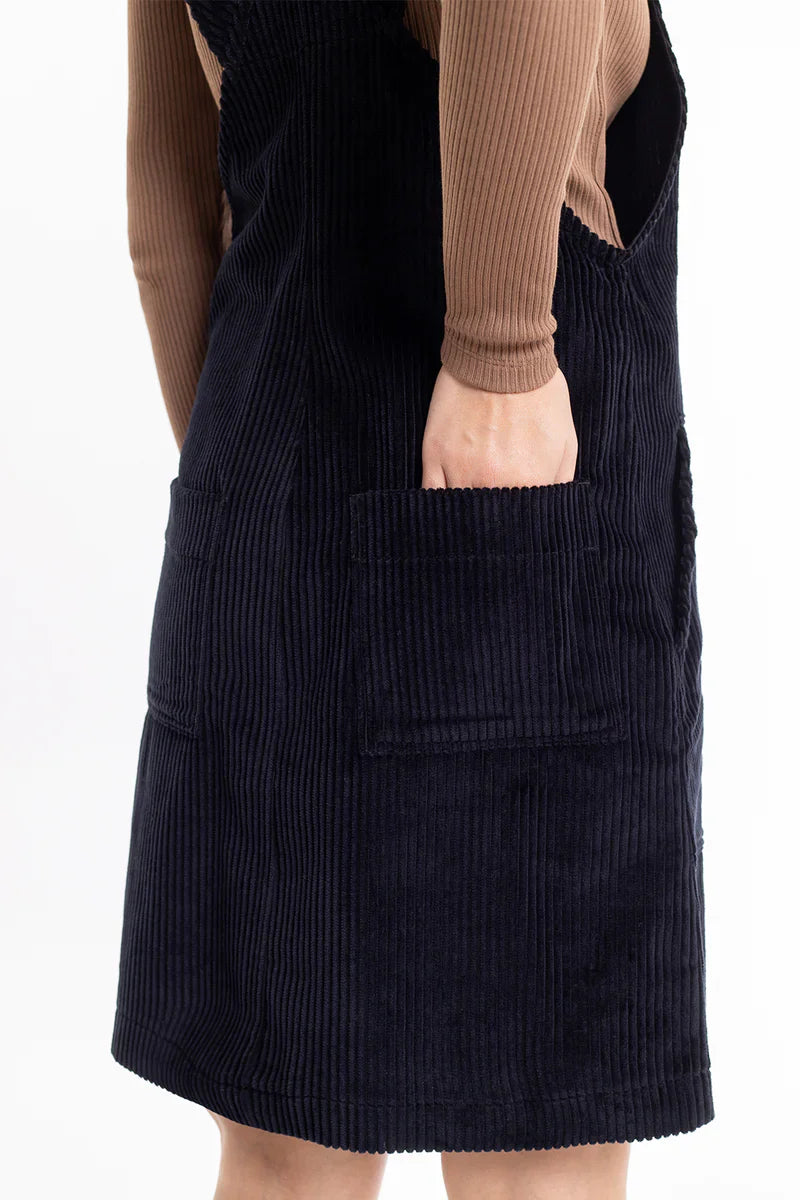Robe salopette noire en coton bio - dungaree corduroy dress black