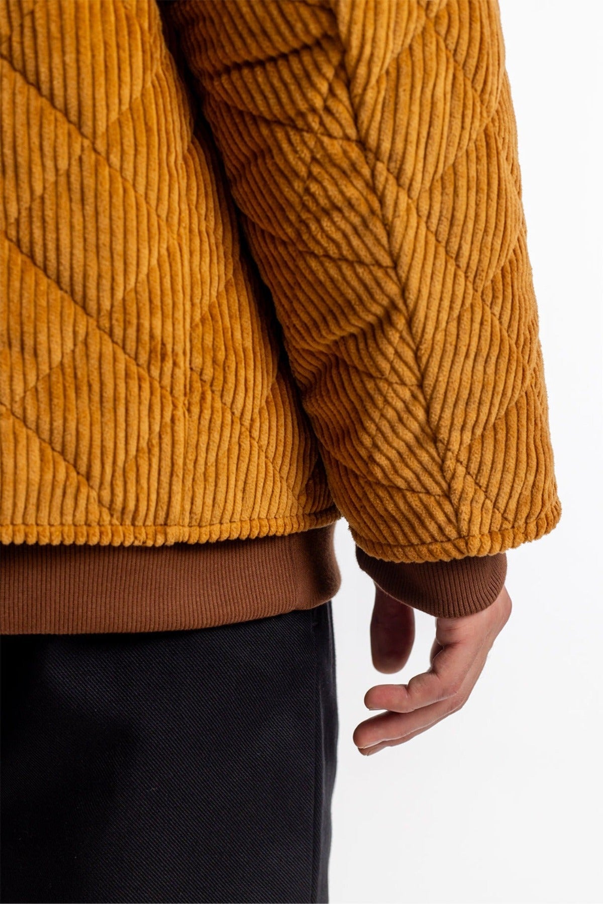 Manteau matelassé velours en coton bio | camel "quilt jacket toffee cord"