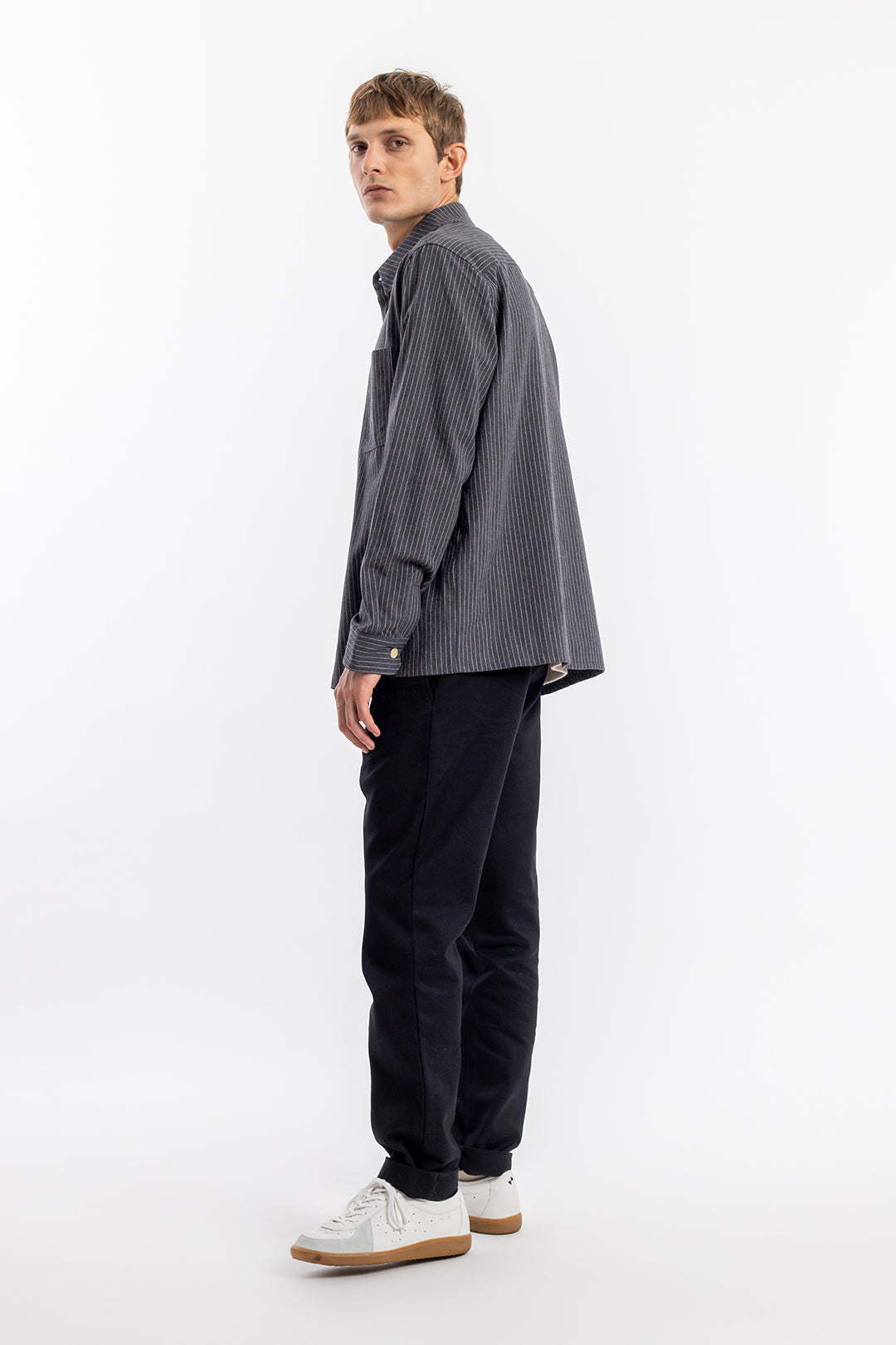 Chemise droite en coton bio | rayée grise "casual shirt charcoal pinstripe"