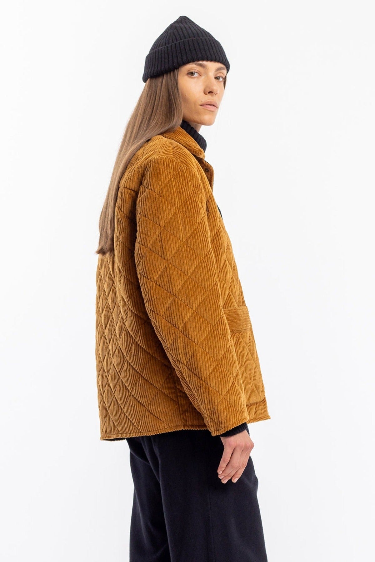 Manteau matelassé velours en coton bio | camel "quilt jacket toffee cord"