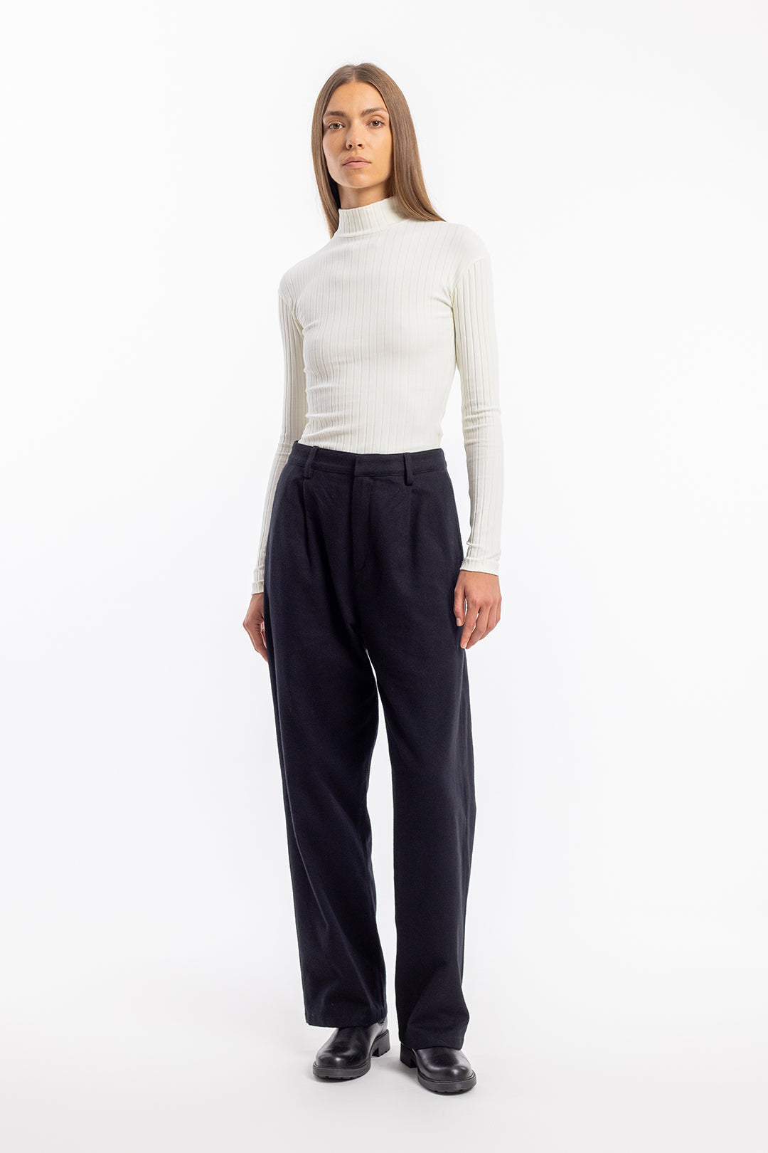 T-shirt manches longues col haut en coton bio | écru "longsleeve mockneck t-shirt off-white"