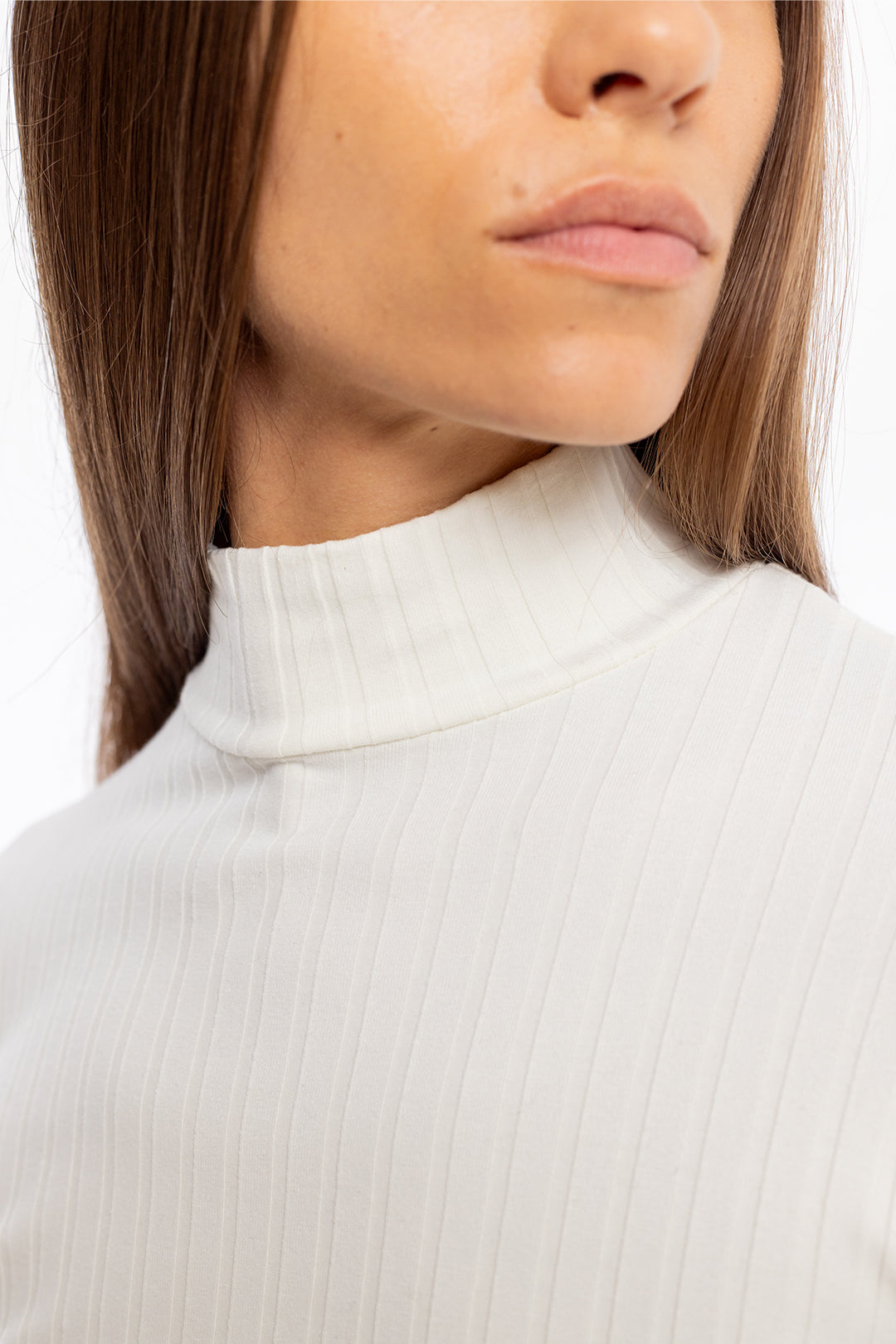 T-shirt manches longues col haut en coton bio | écru "longsleeve mockneck t-shirt off-white"