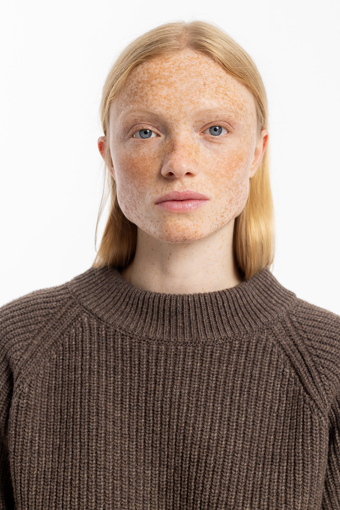 pull maille en laine recyclée | marron 'women's knit sweater rosewood"