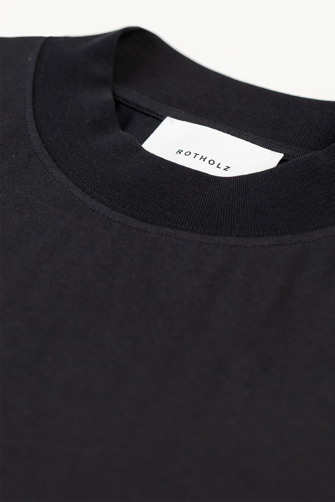 T-shirt en coton bio | noir "cropped t-shirt true black"