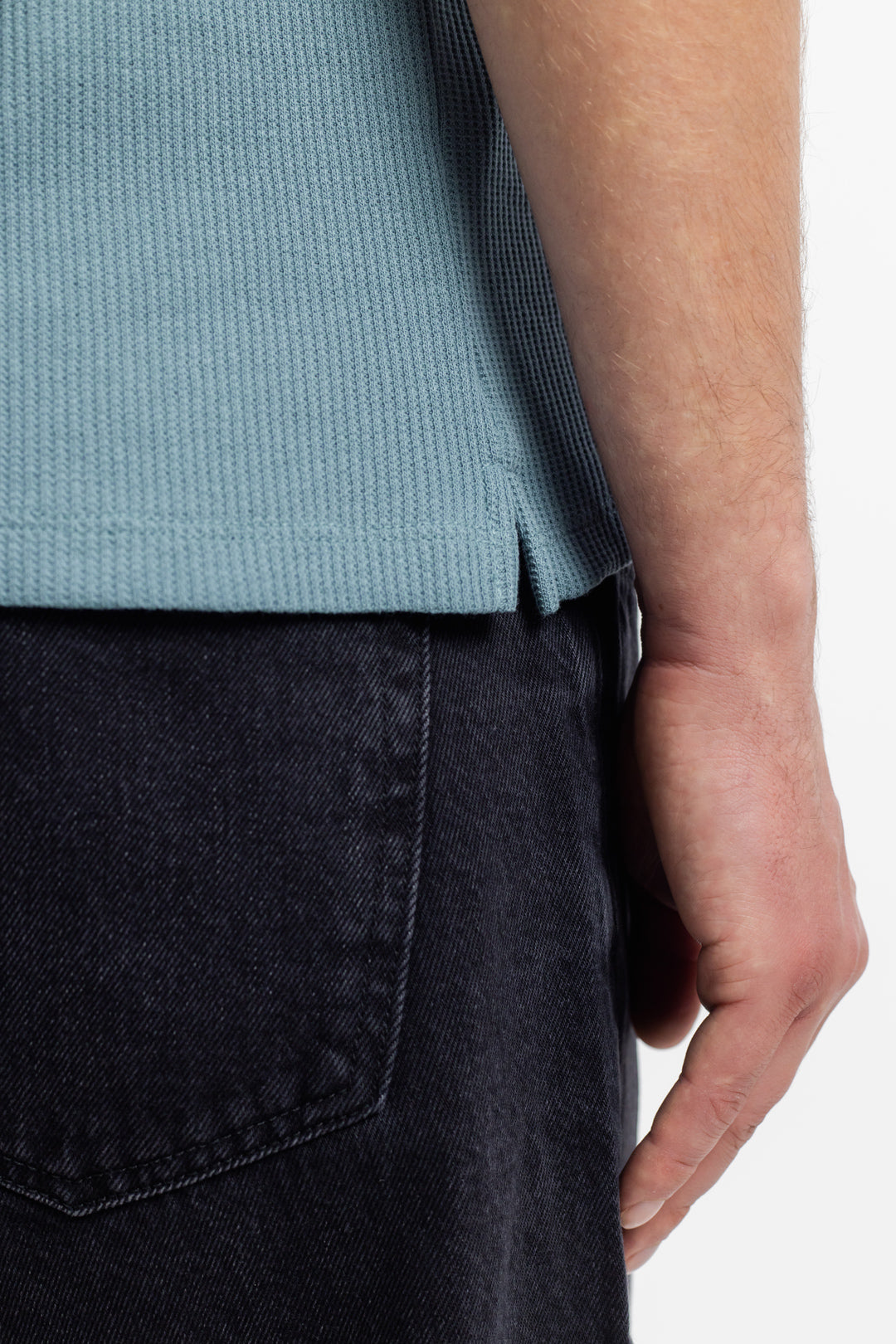 T-shirt en maille de coton bio | bleu "waffle t-shirt stone blue"