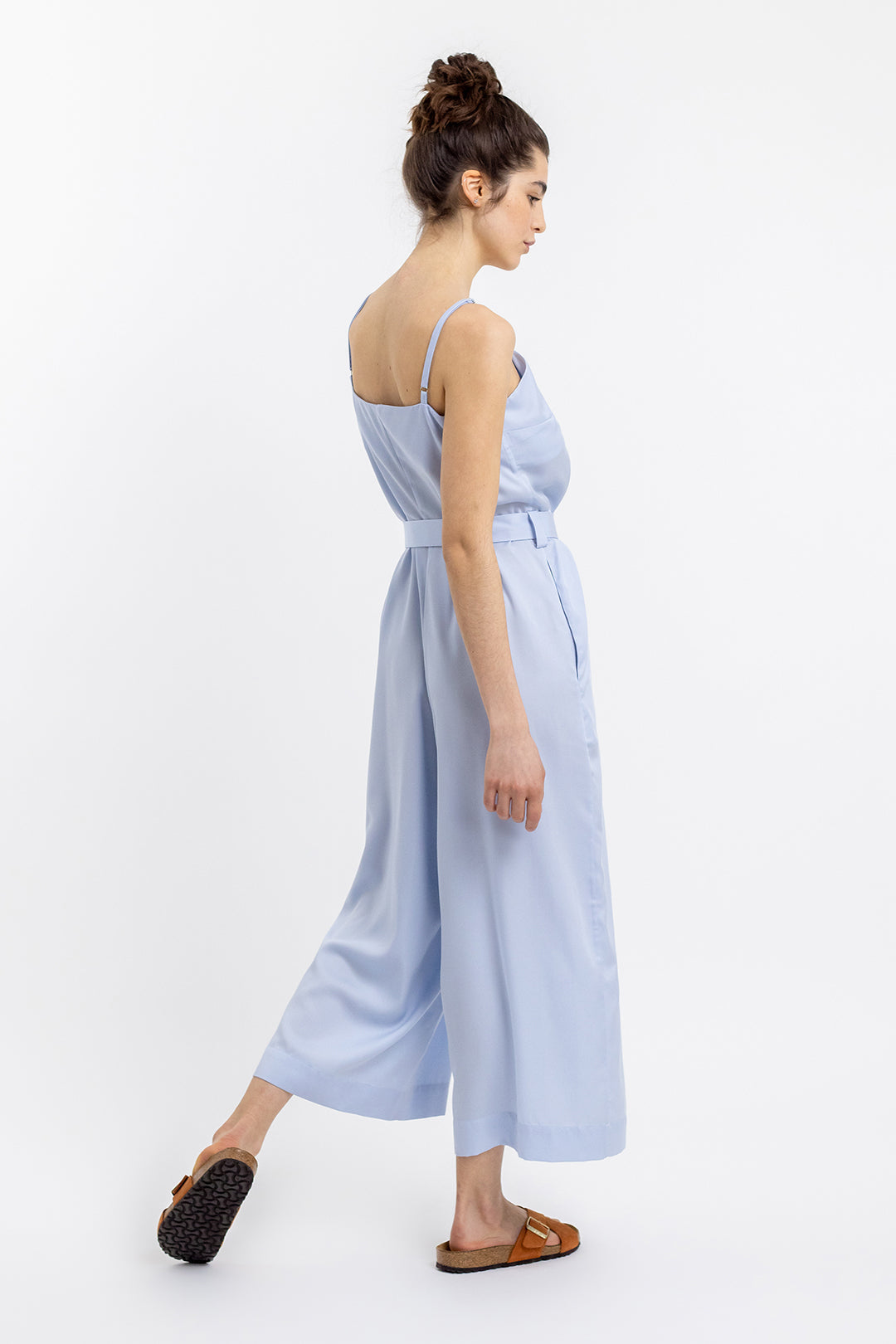 Combinaison bleu clair en tencel - strap jumpsuit sky blue