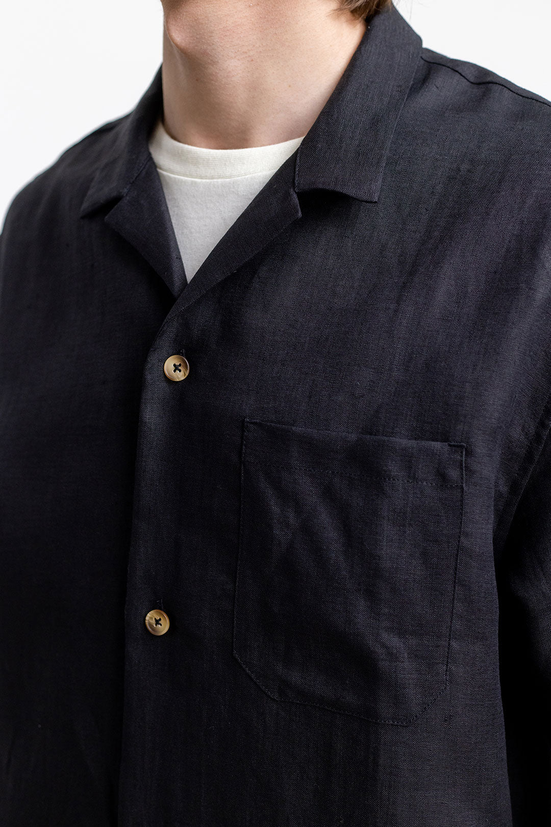 Chemisette noire en lin - bowling black linen