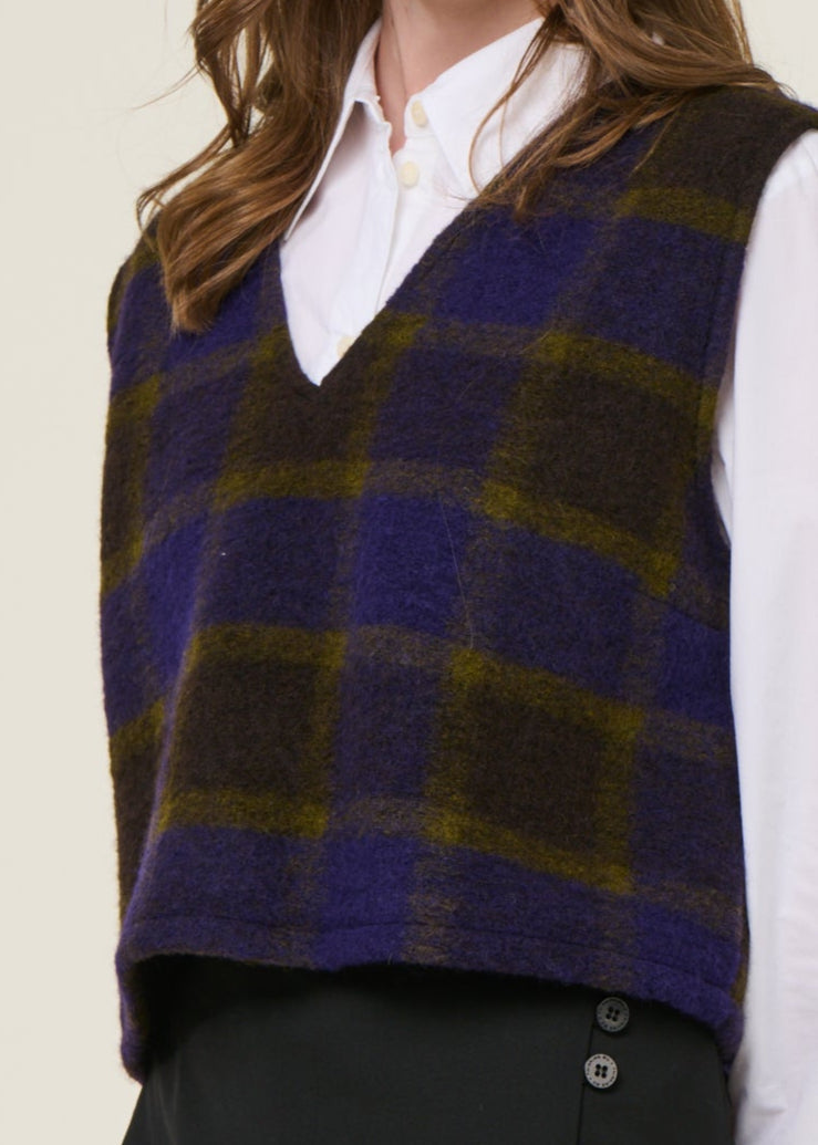 pull sans manches en laine et coton bio | carreaux "cropped vest wool-blend - purple checked"