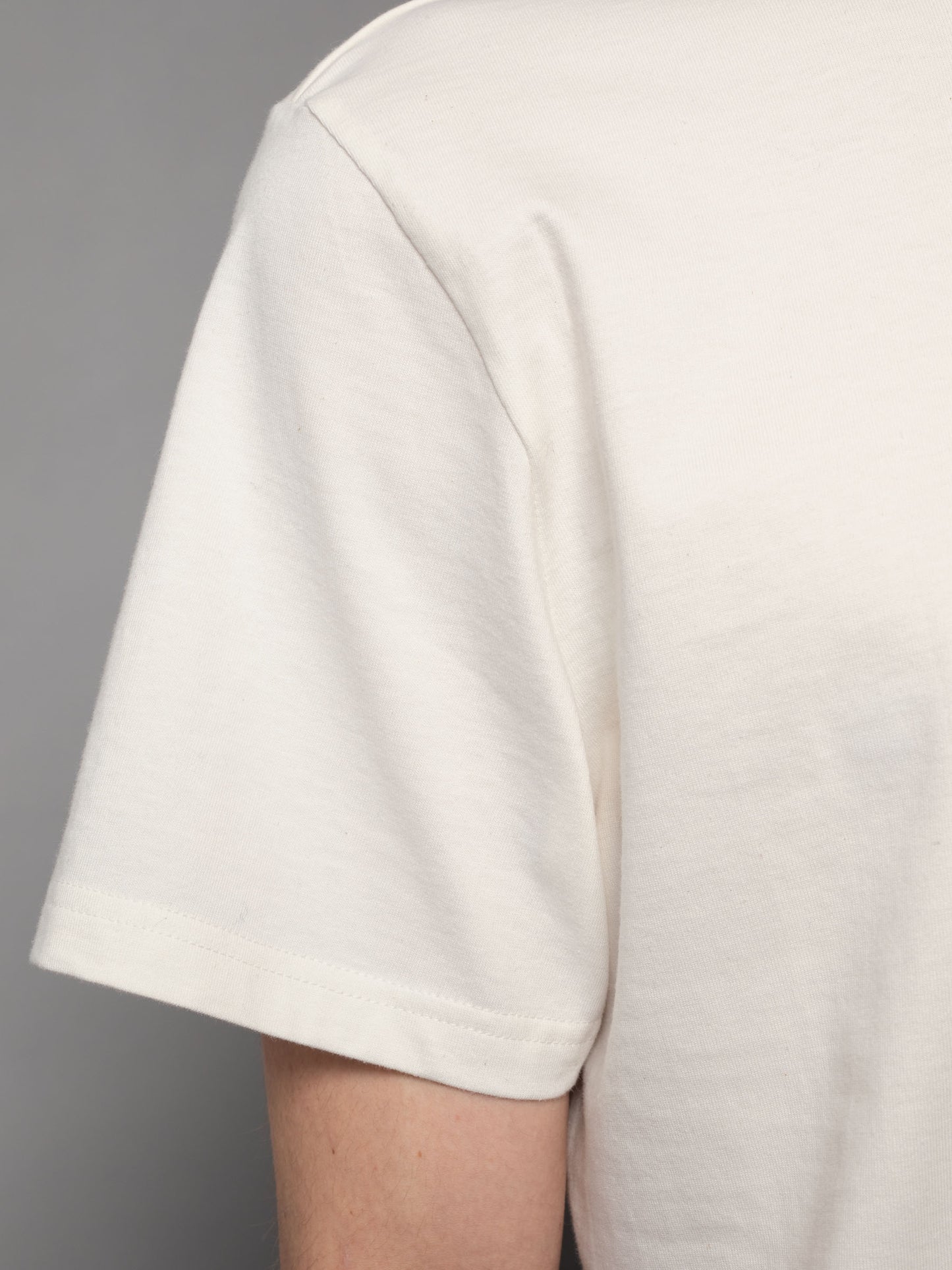 T-shirt blanc logo Nudie Jeans en coton bio - Roy Logo Tee Offwhite