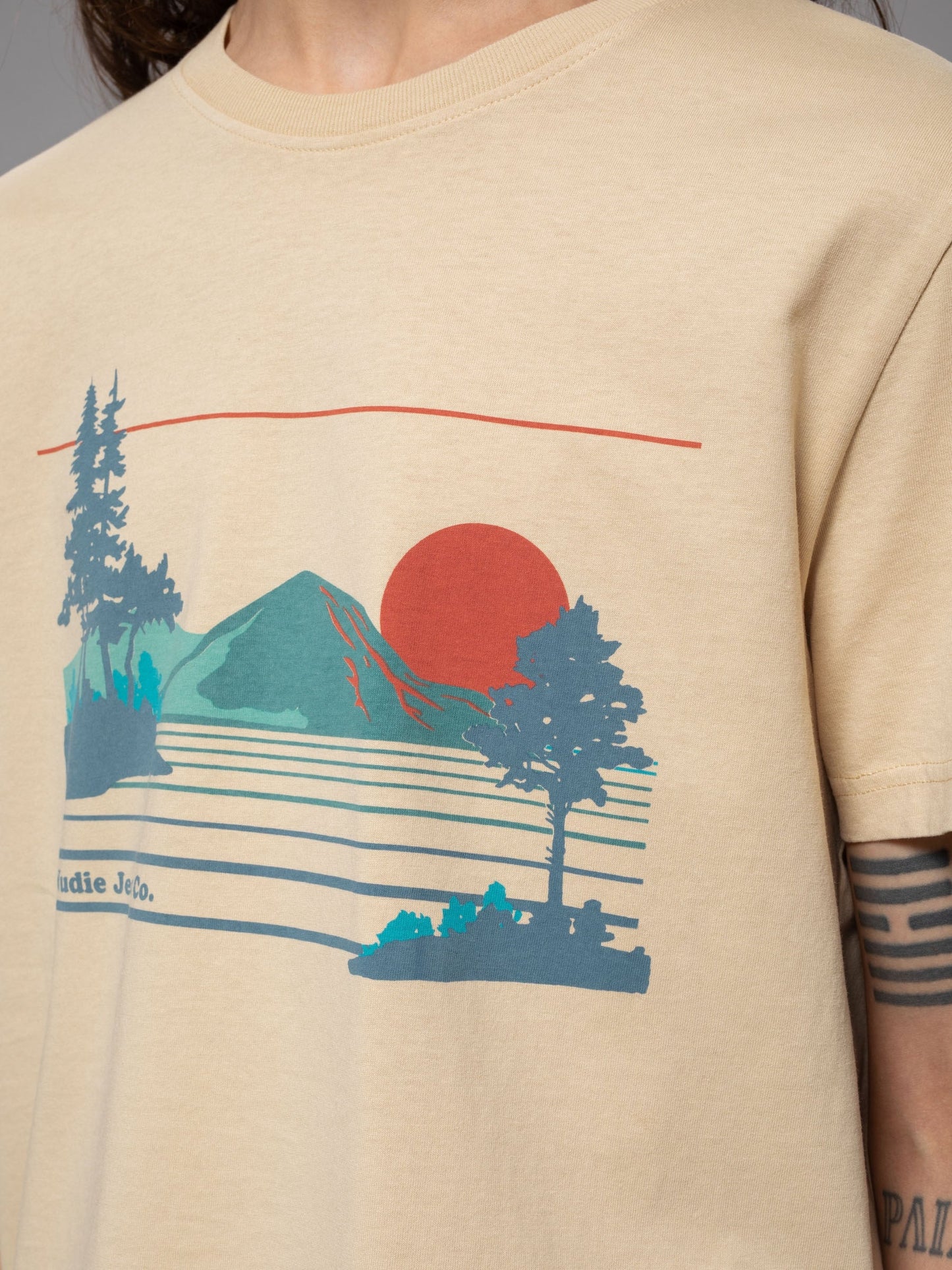 T-shirt crème avec logo en coton bio - roy shoreline cream