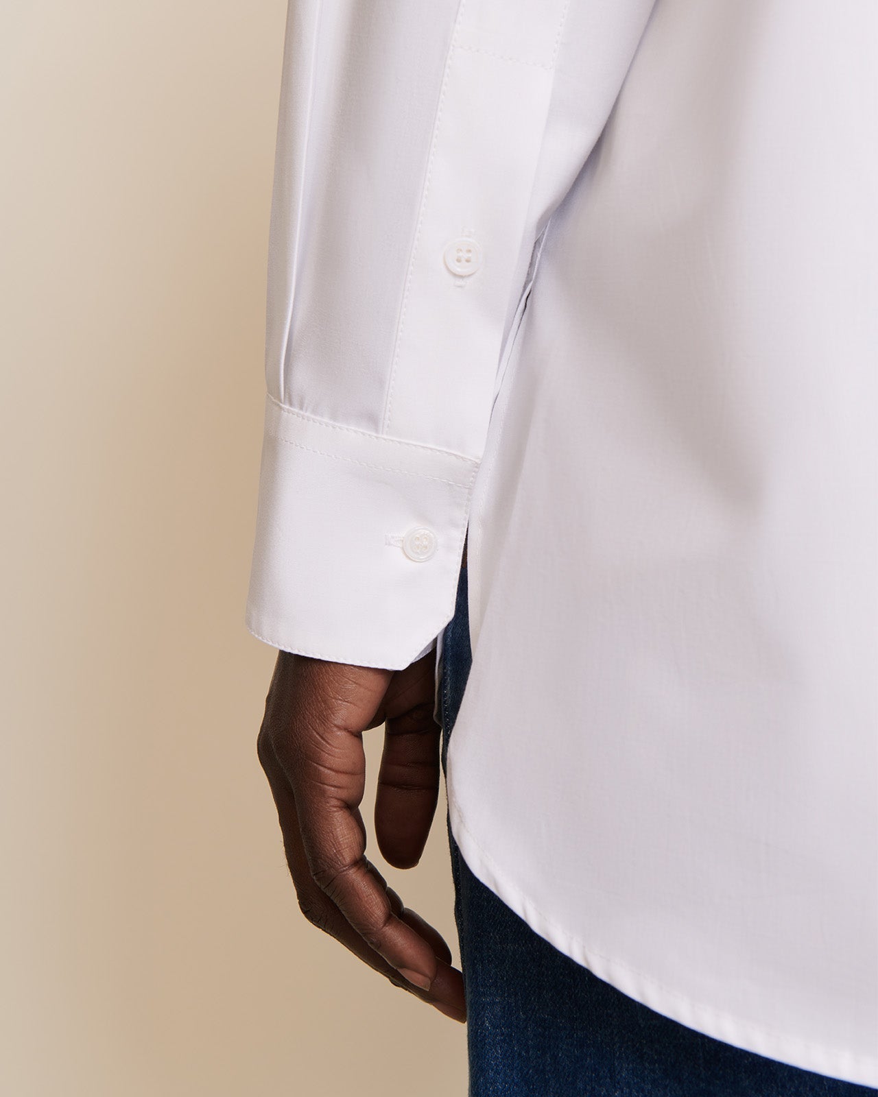 Chemise brodée en coton bio | blanc "chemise l'amour est déclaré blanche"