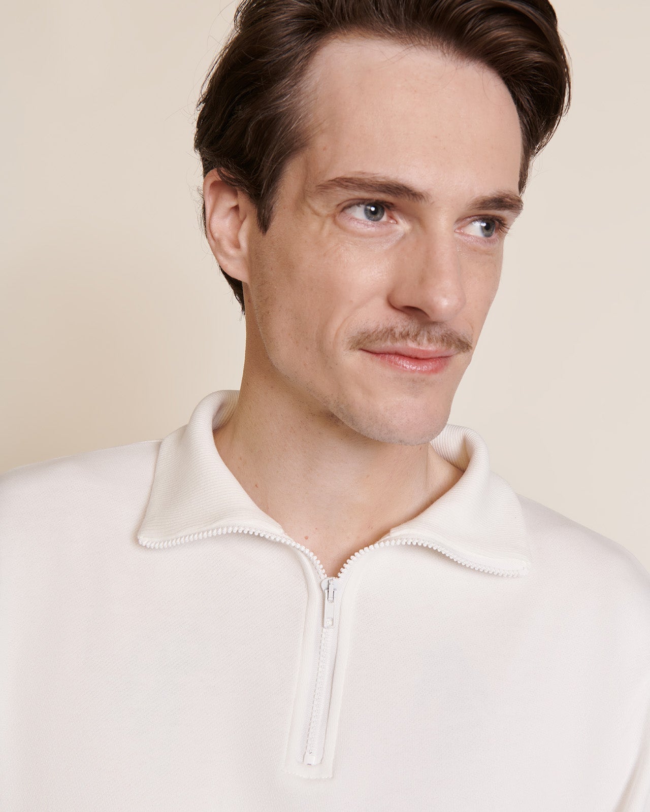 Sweat col zippé en coton bio | blanc "sweat stanny col zippé blanc"