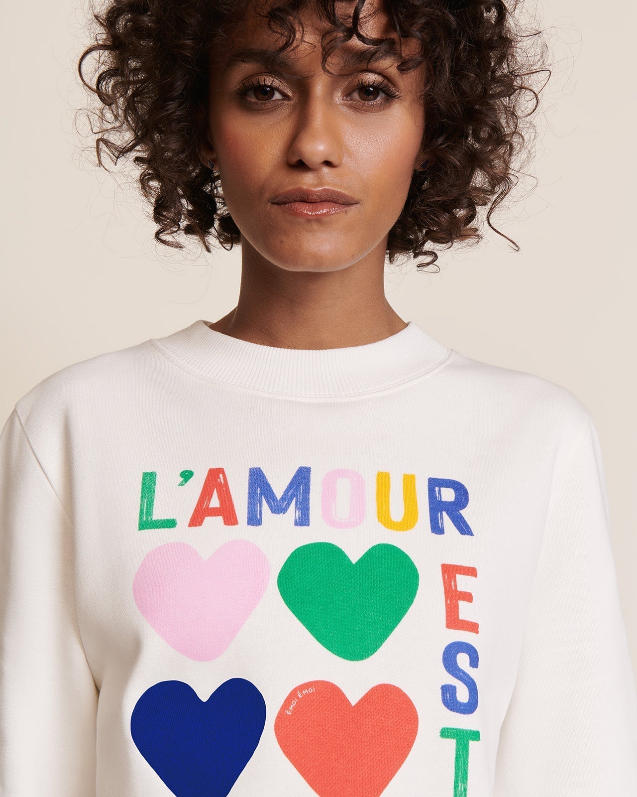 Sweat brodé en coton bio | multicolore "sweat l'amour est déclaré multicolore"