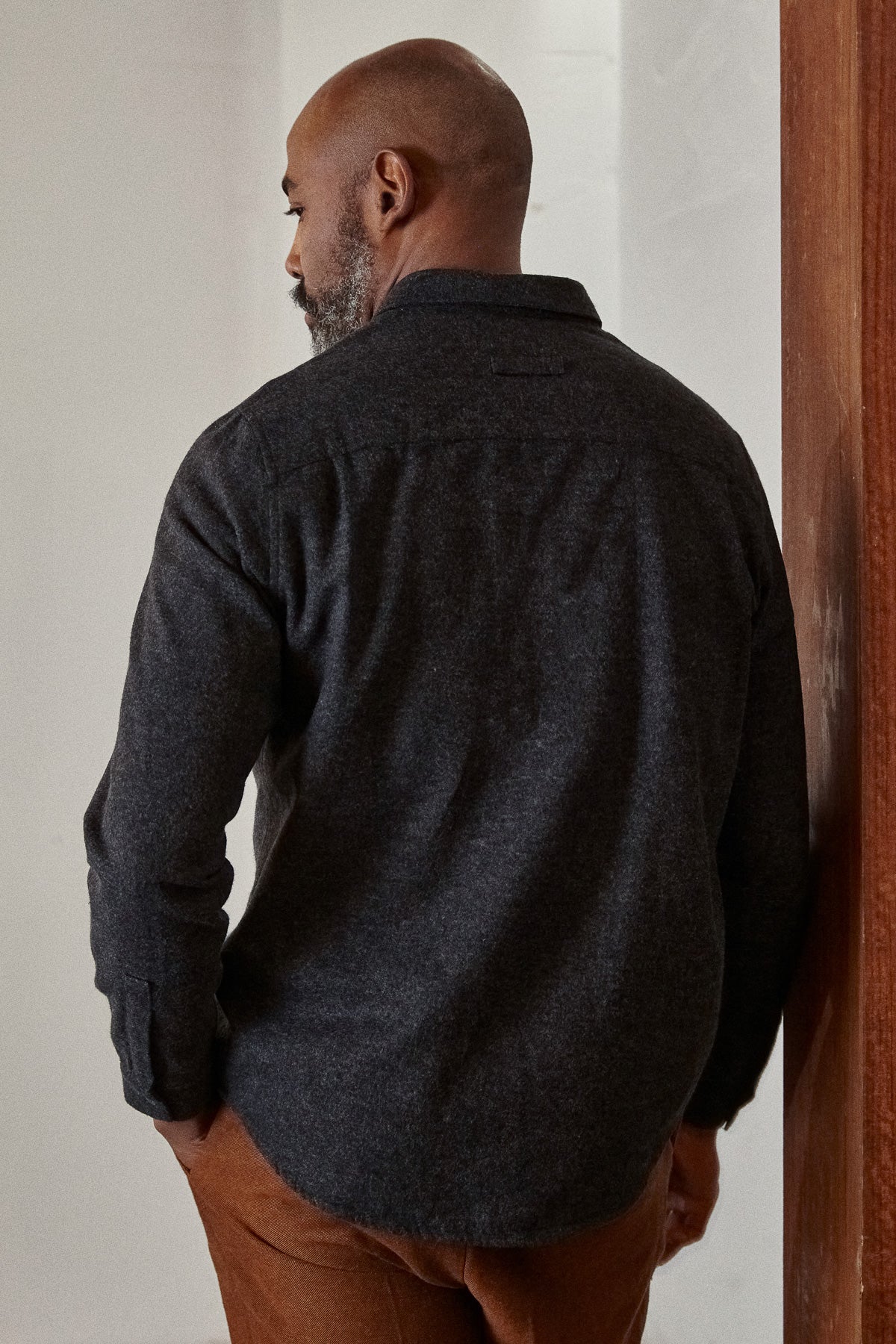 chemise droite flanelle en coton bio | gris foncé "simon shirt - eco coal flannel"