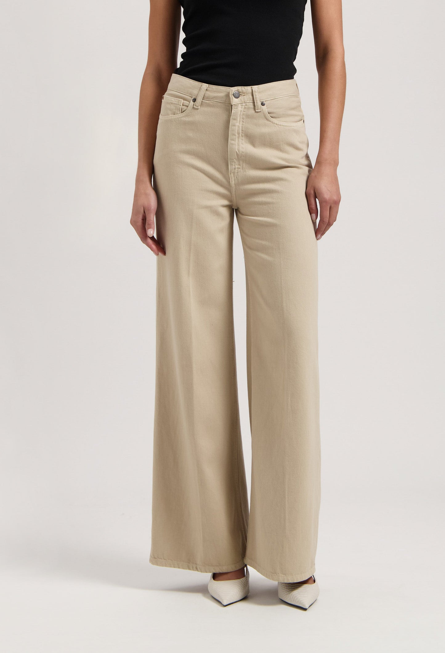 Jean évasé fluide en coton bio et tencel | beige "Sara high loose flow - sand"