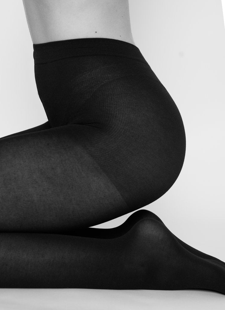Collants semi-opaques en coton bio et matière recyclée | noir "Stina"