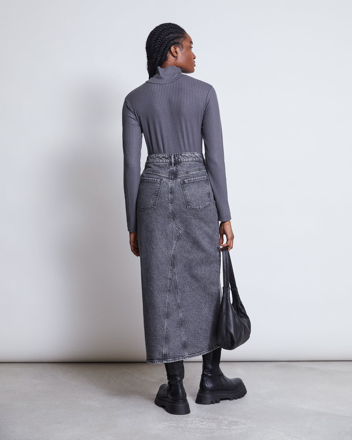 Col roulé côtelé en tencel | gris "mio - dark grey"