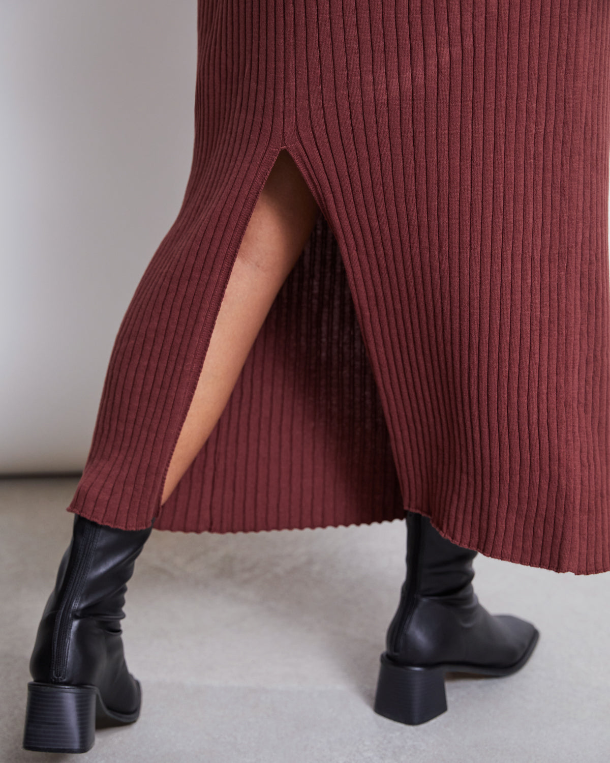 Jupe longue maille en coton bio | bordeaux "ebba - intense rust"