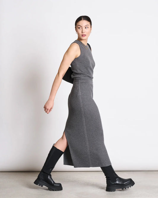 Jupe longue côtelée en coton bio | Gris côtelé "ebba dark grey"