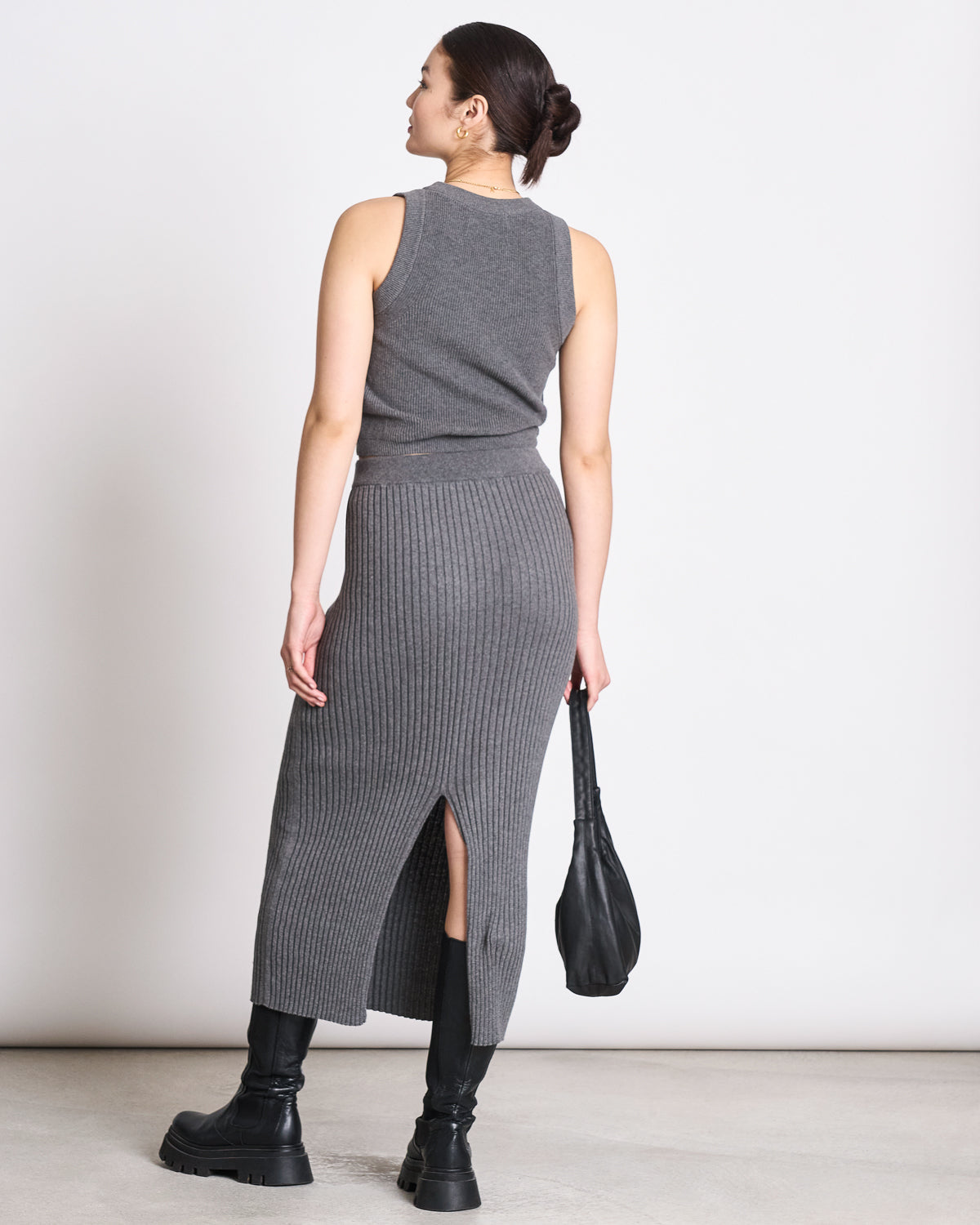Pull sans manches en maille de coton bio | gris "garda dark grey"