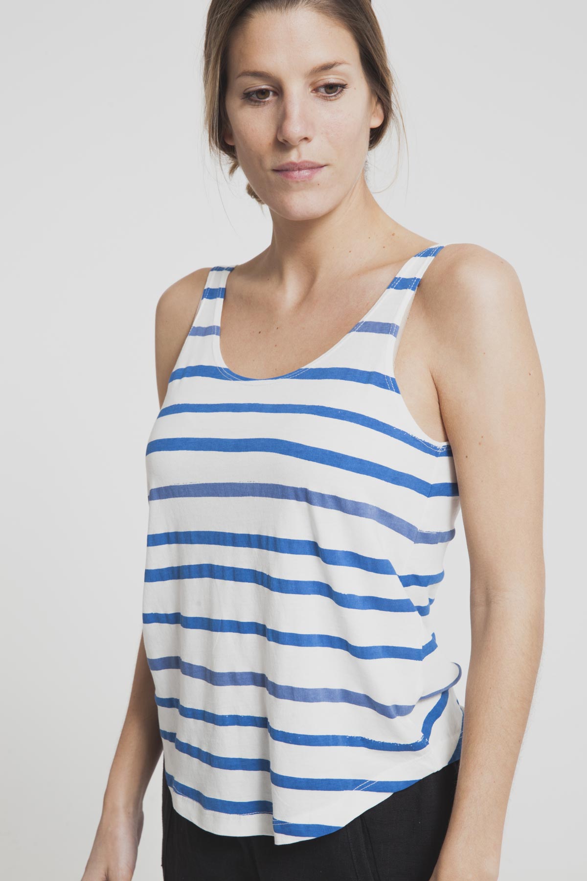 Top rayures bleues en coton bio