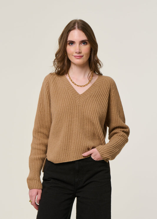Pull col v en cachemire recyclé | camel "manon - beige sughero"