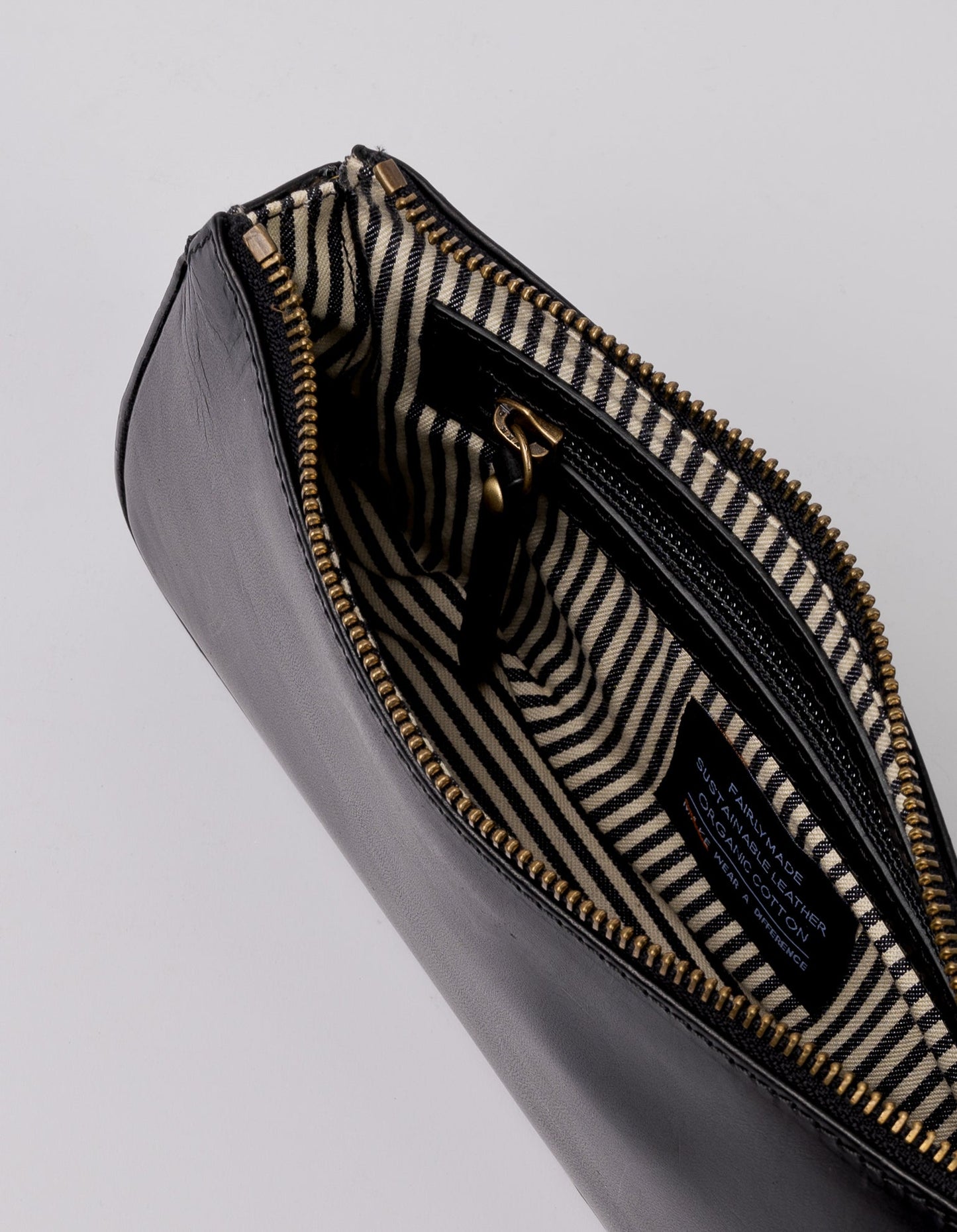 Sac à main en cuir certifié | noir "taylor black classic leather"