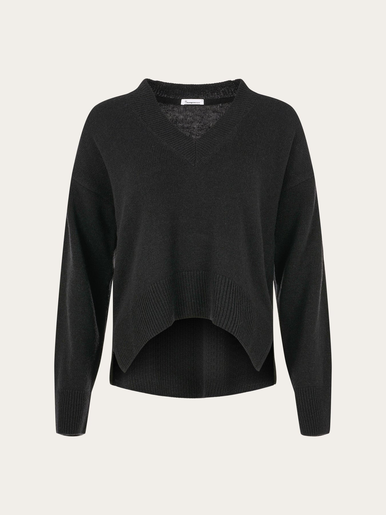 Pull ample col v noir en laine mérinos bio - neck long sleeved merino black jet