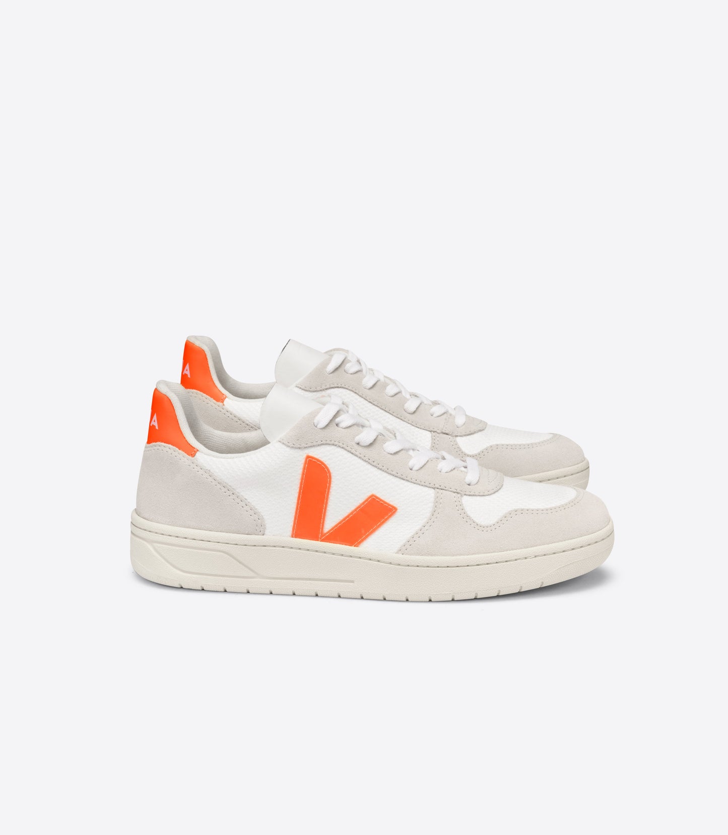 Baskets v-10 b-mesh white orange fluo