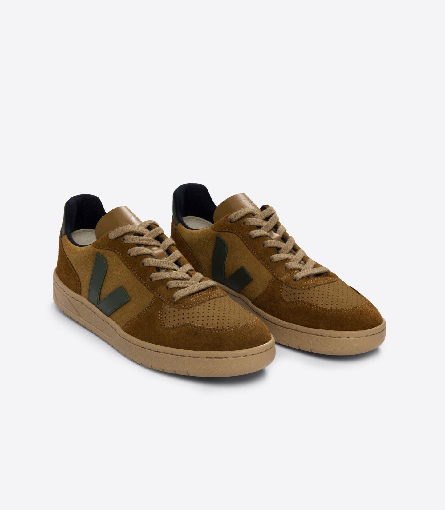 Baskets v-10 suede camel cyprus multico