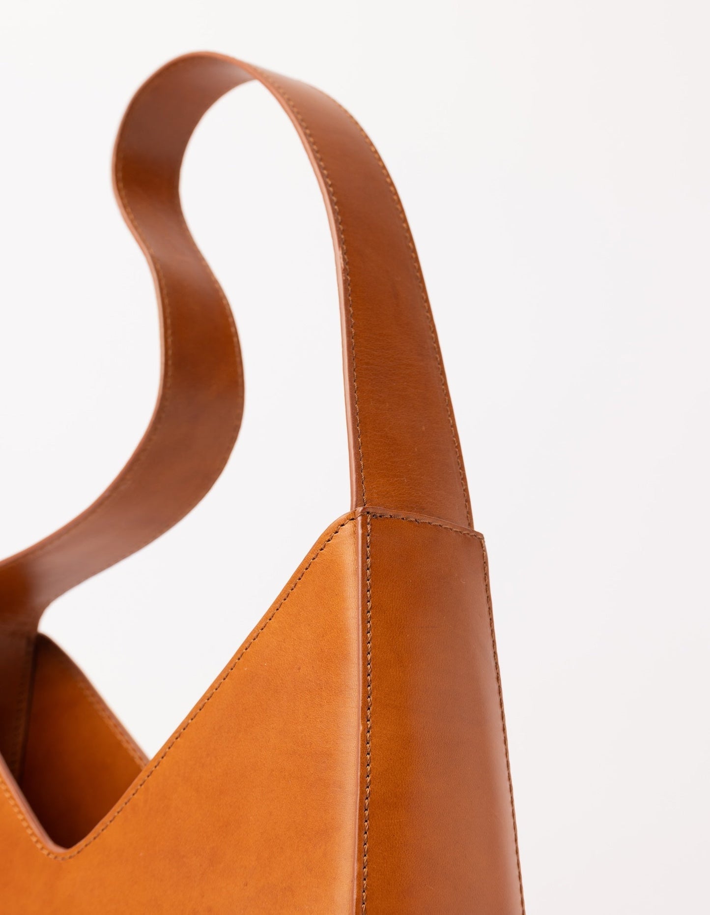 Sac à main en cuir tannage végétal | marron "vicky cognac classic leather"
