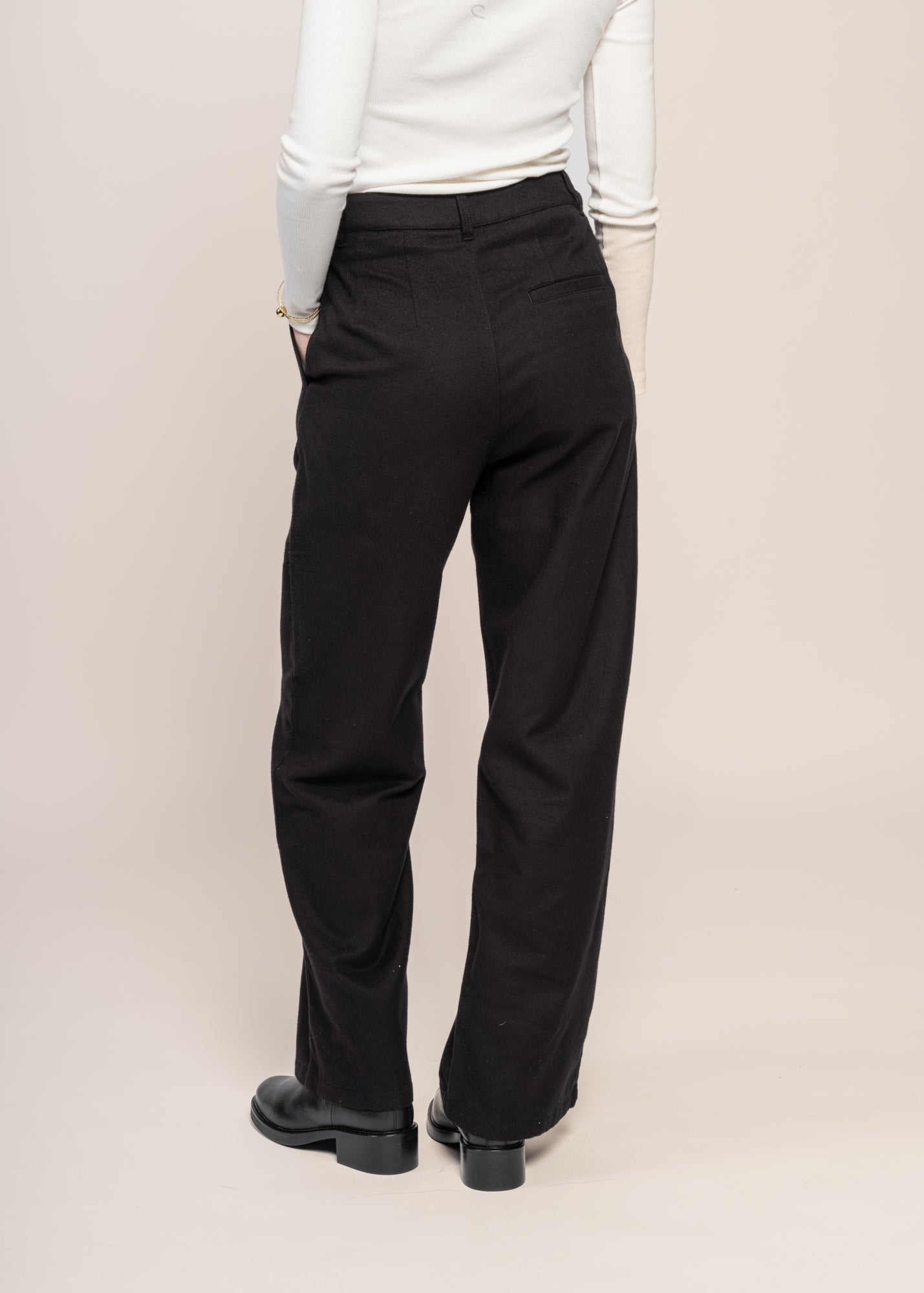 Pantalon ample flannelle en coton bio | noir "flannel pantalone - true black"