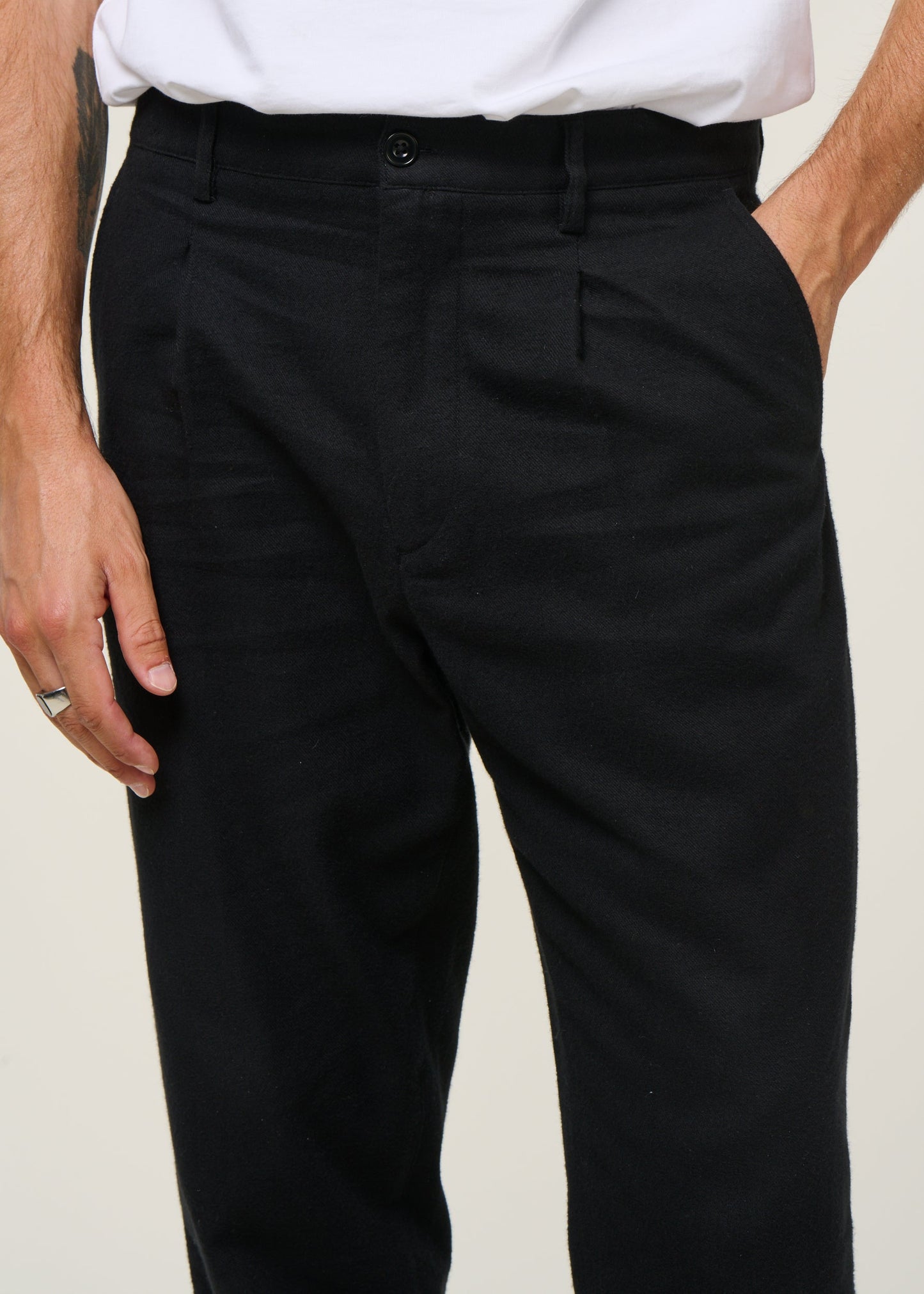 Pantalon droit flanelle en coton biologique | noir "flannel everyday pant - true black"