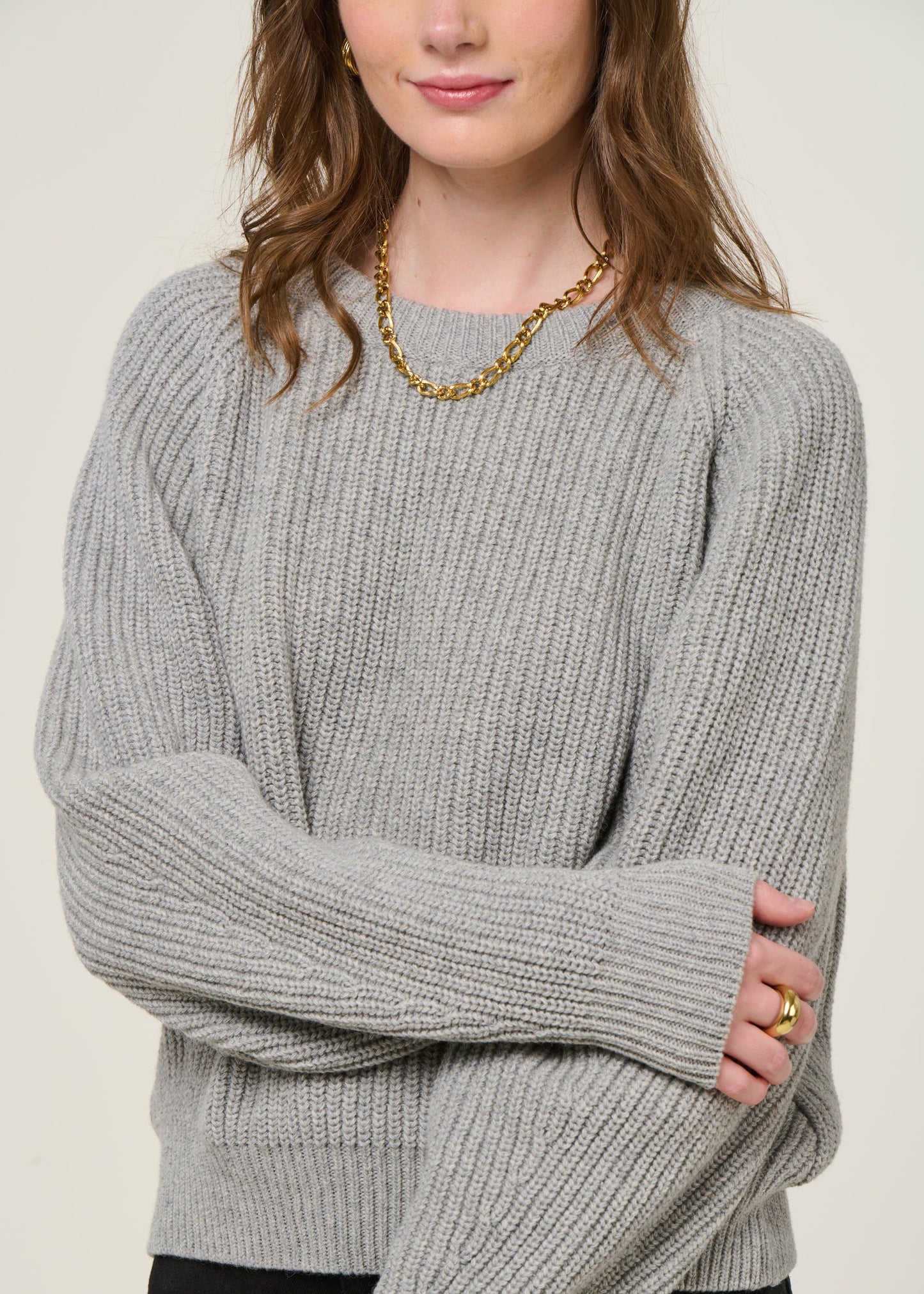 Pull en laine recyclée | gris "cropped knit sweater wool-blend - grey melange"