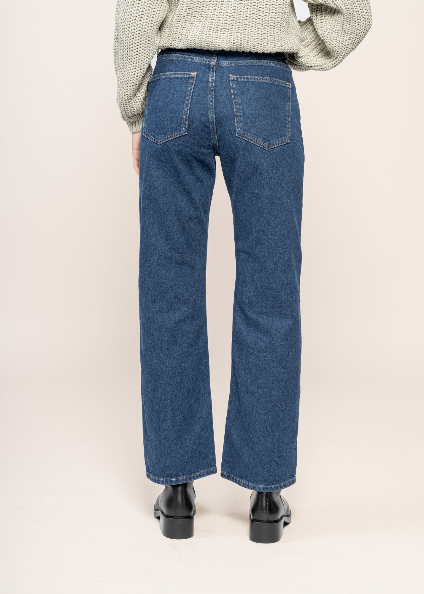 Jean ample en coton bio | bleu "mid loose - stone indigo"