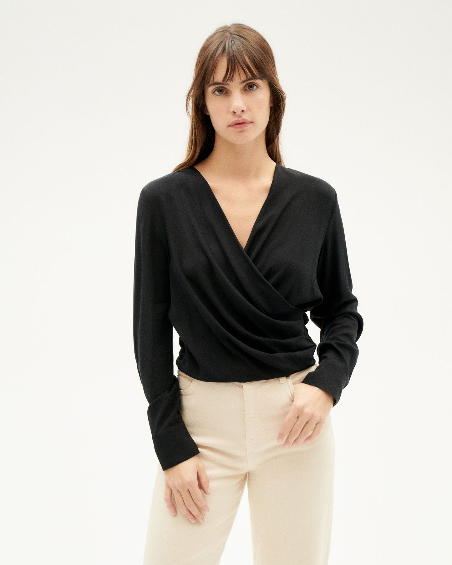 Blouse croisée en ecovero | Noir "black dione blouse"