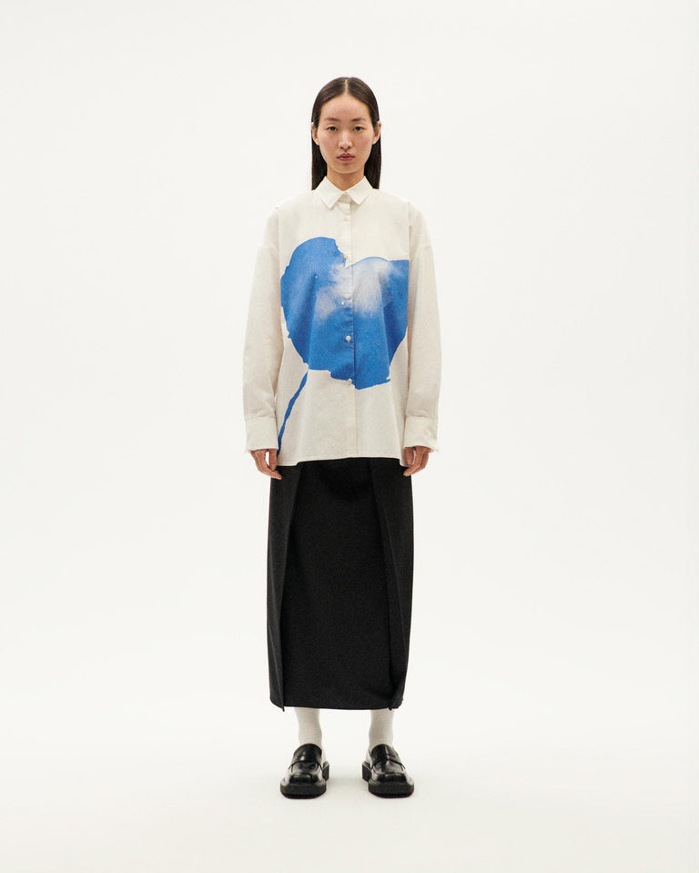 Chemise en coton bio | blanc et bleu "flower juana blouse white"