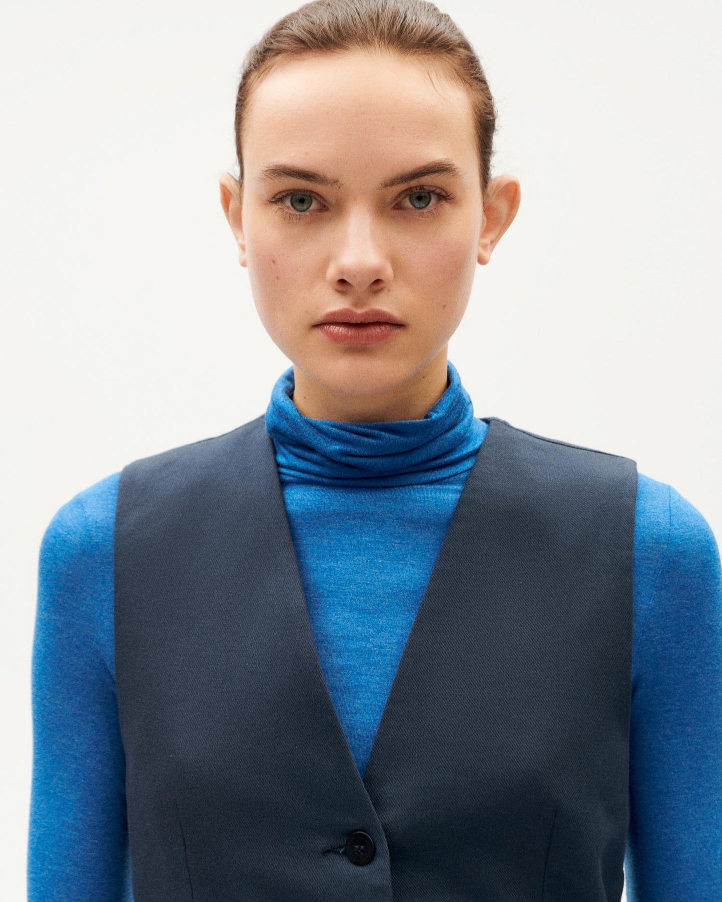 Gilet en coton bio et matière recyclée | marine "blueberry edith vest grey"