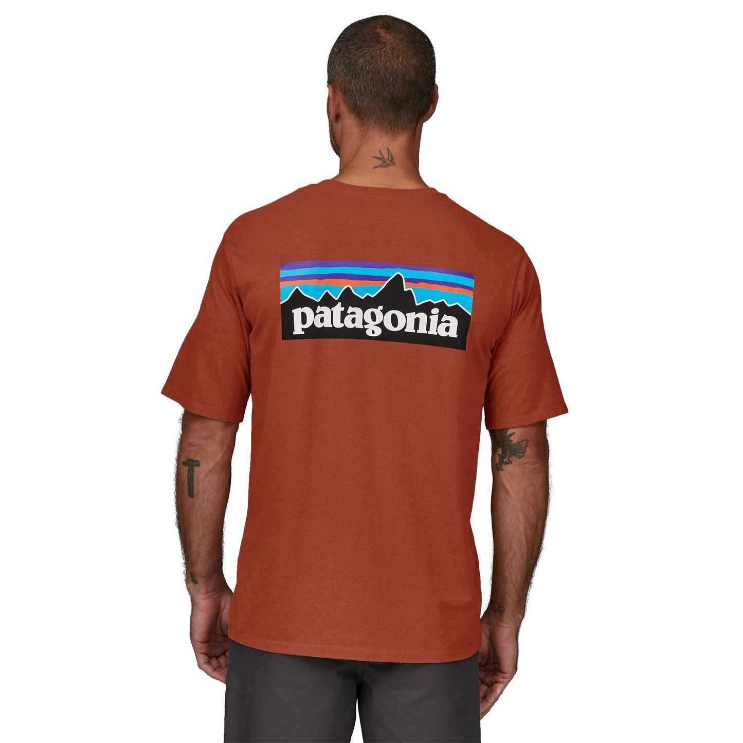 T-shirt brique en coton bio et matière recyclée - p-6 logo responsibili-tee quartz coral