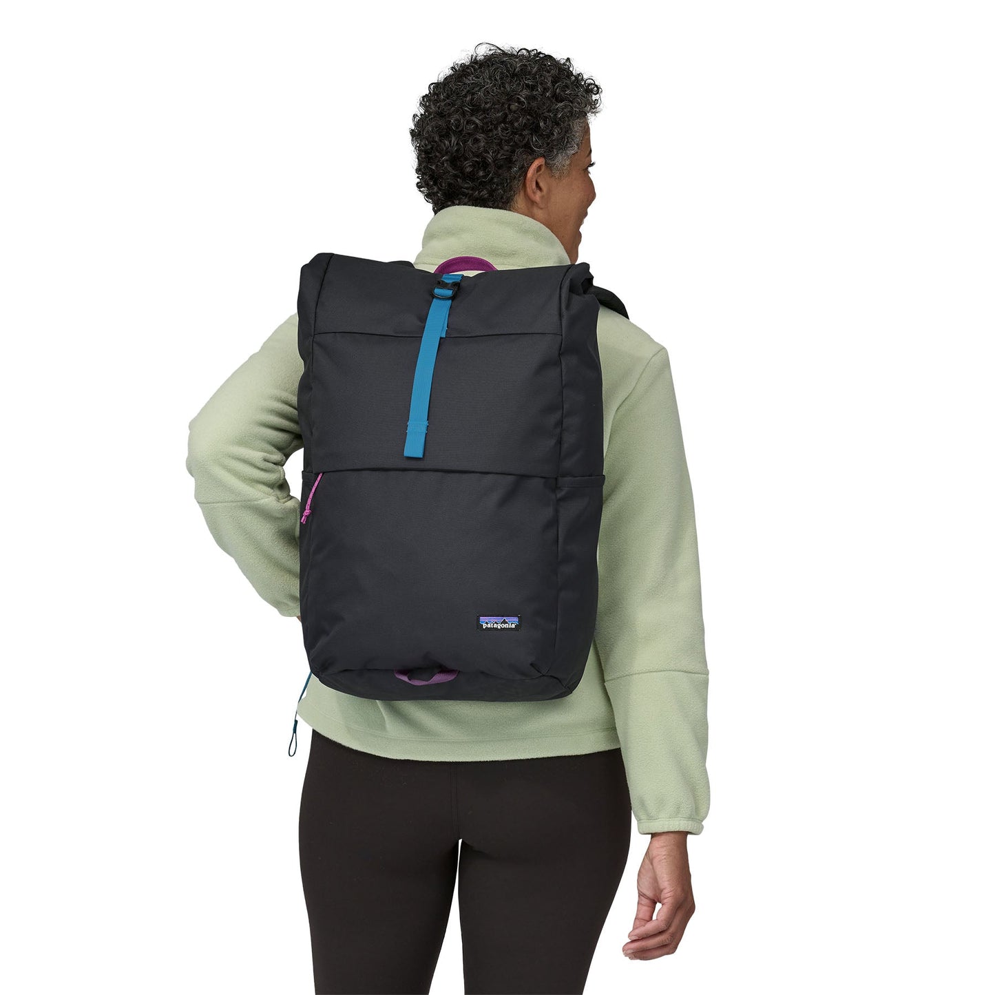 Sac à dos bleu foncé 30L en recyclé - fieldsmith roll top pitch blue
