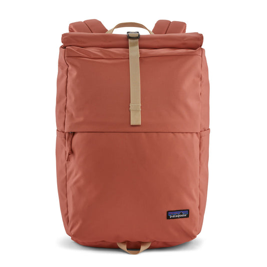 Sac à dos corail 30L en recyclé - fieldsmith roll top quartz coral