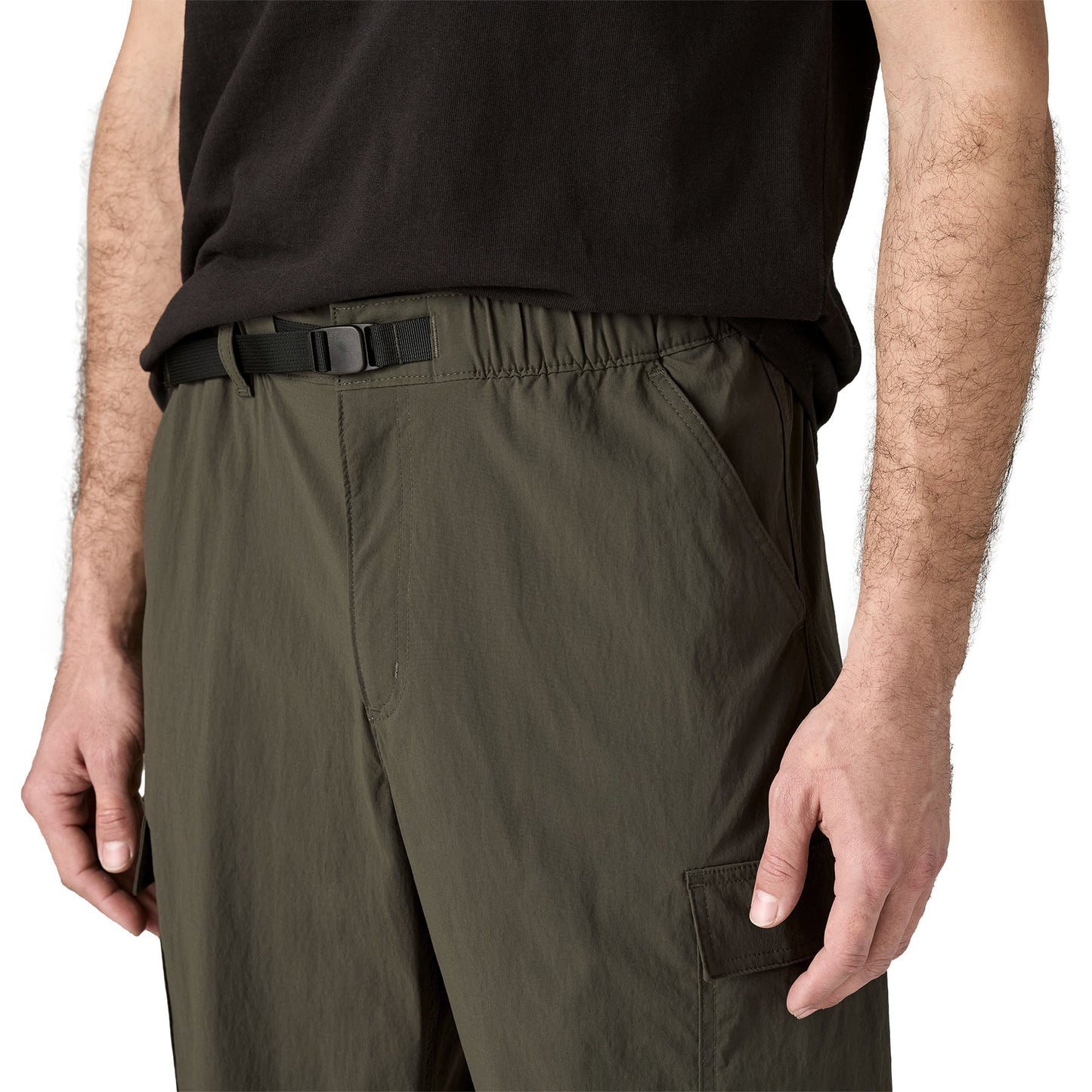 Pantalon en netPlus® (Nylon recyclé) | vert "M's outdoor everyday pants - pine needle green"