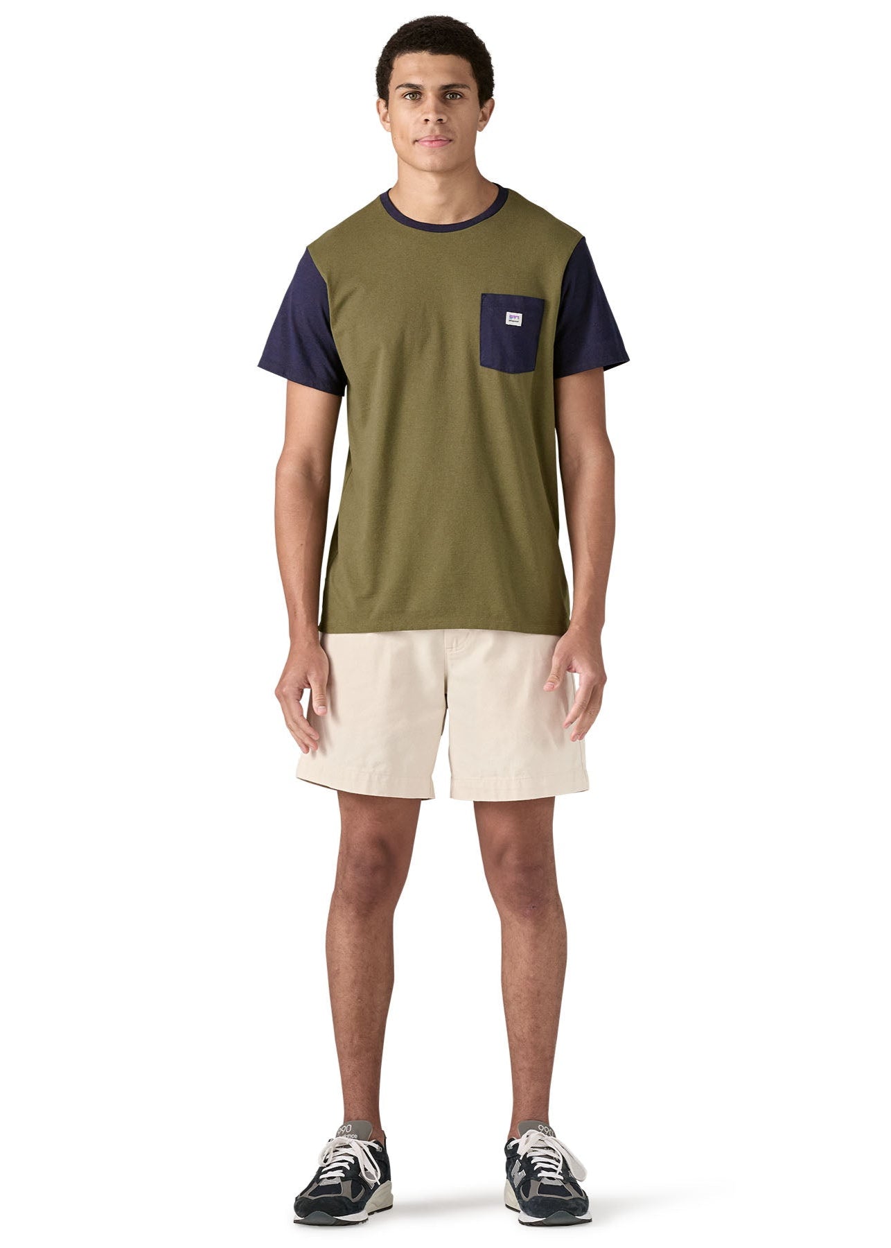 T-shirt en matières recyclées | vert "shop sticker pocket responsibili-tee - tent green"