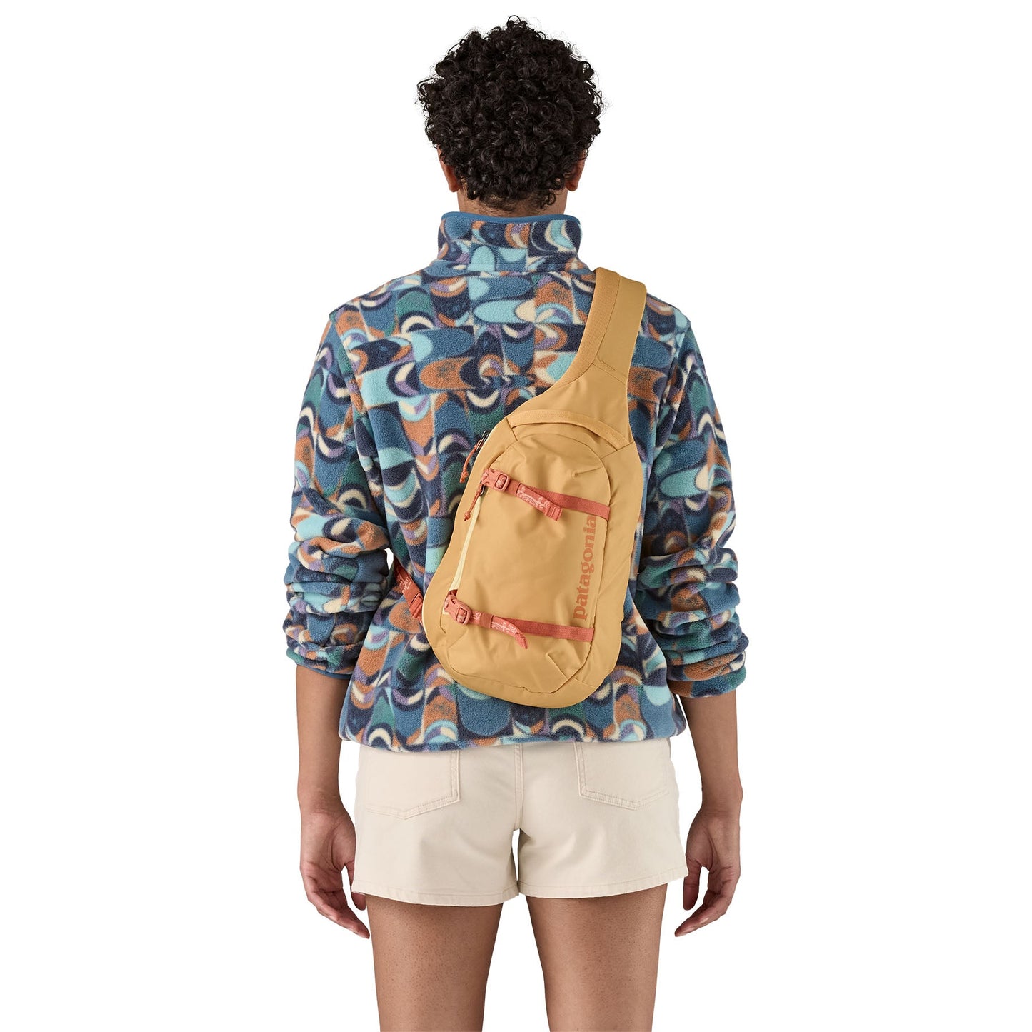 Sac bandoulière en matière recyclée | jaune "Atom sling 8l - mountain breeze: buttercup yellow"
