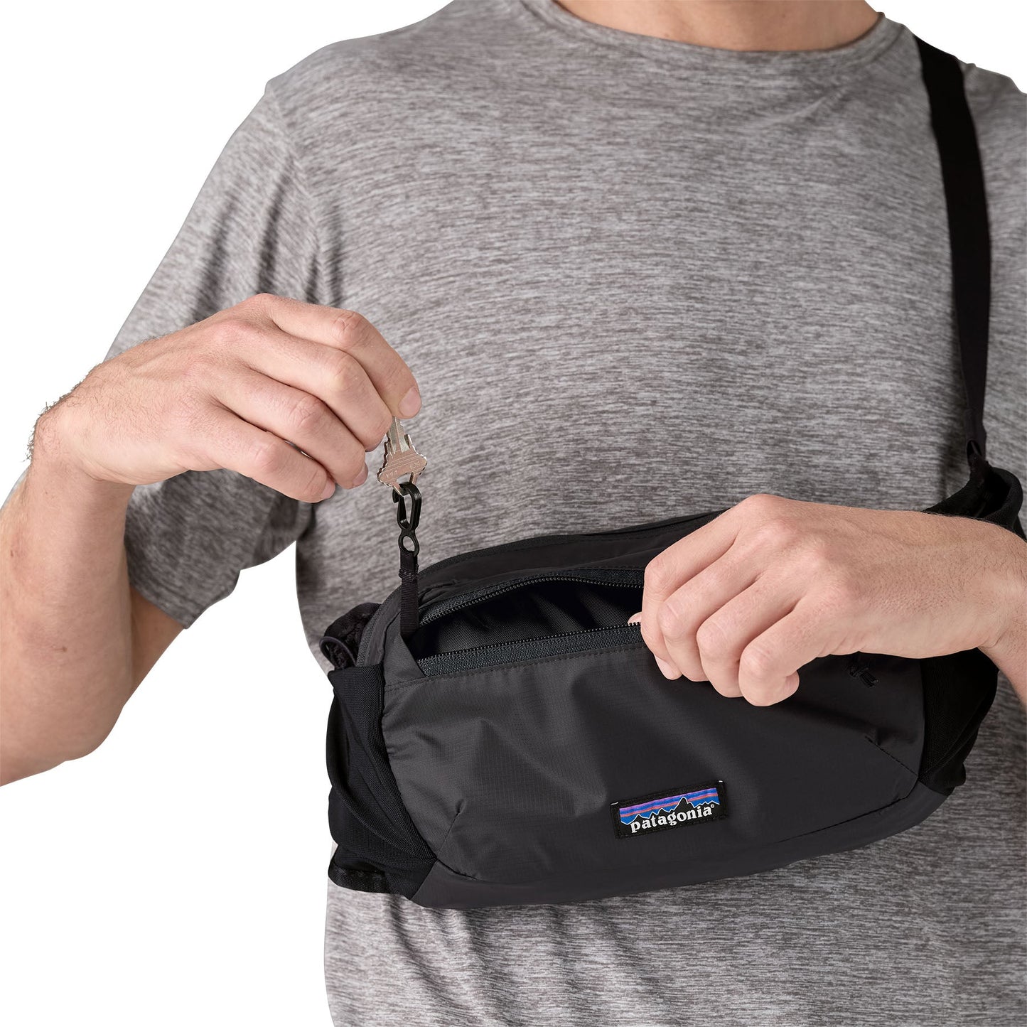 Banane en matières recyclées | noir "terravia hip pack - black"