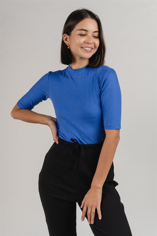 T-shirt côtelé col cheminée en tencel | Bleu "nina dark azure"