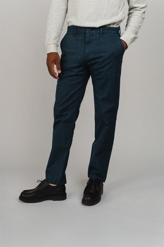 Chino slim bleu nuit en flanelle de coton bio - luca slim flannel chino total eclipse
