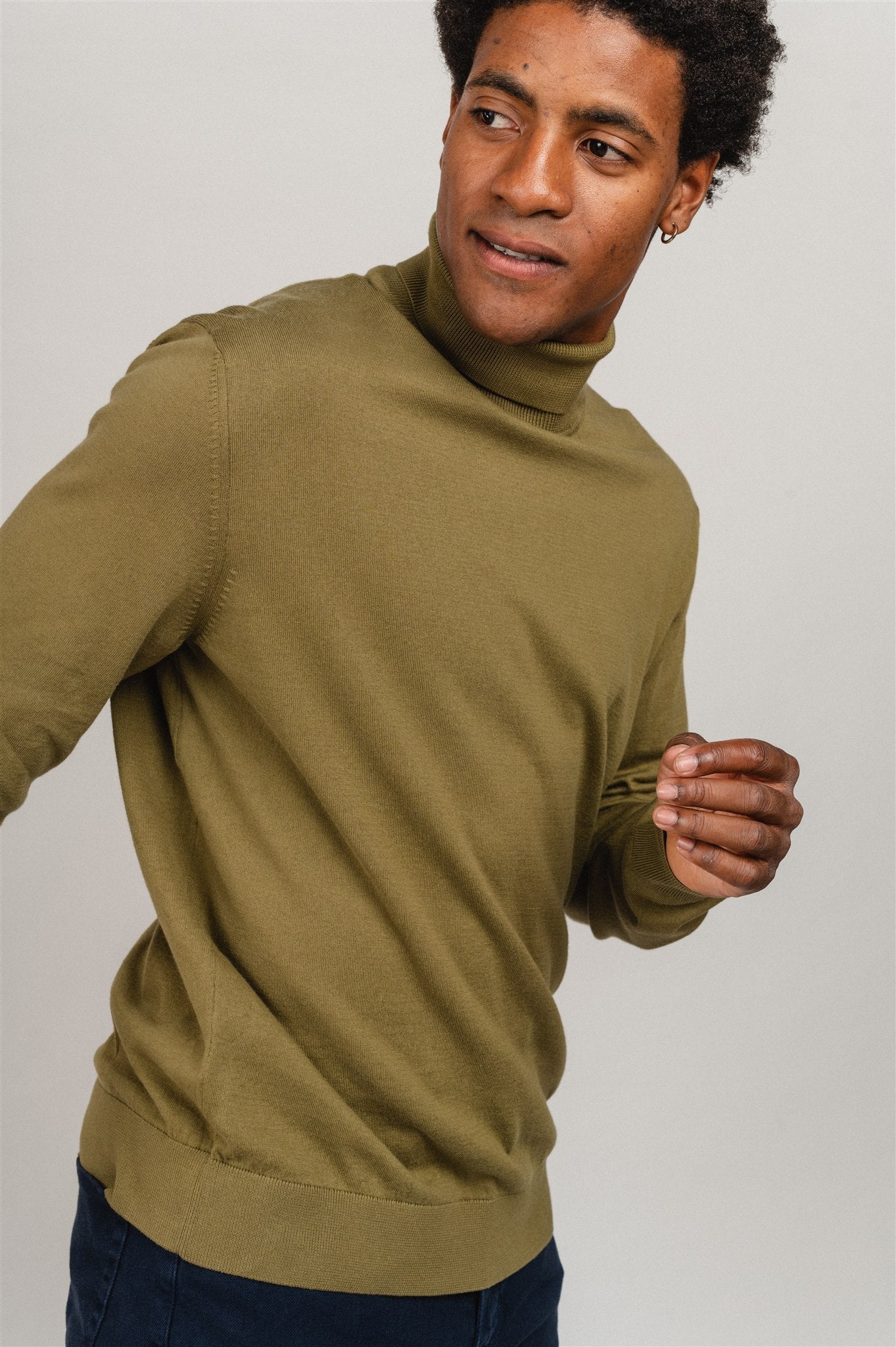 Pull col roulé vert olive en coton bio - glaan solid oliva