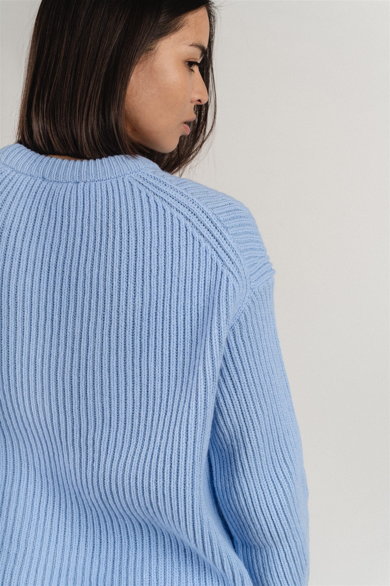 Pull maille bleu ciel en coton bio, laine bio et recyclée - naaruko seafoam